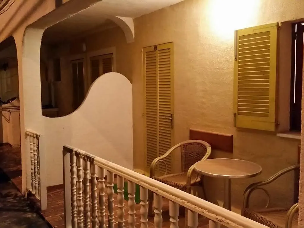 Hotell Hostal Amistad Peguera